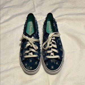 Keds denim ripped star pattern sneaker size 9, never worn. Women’s